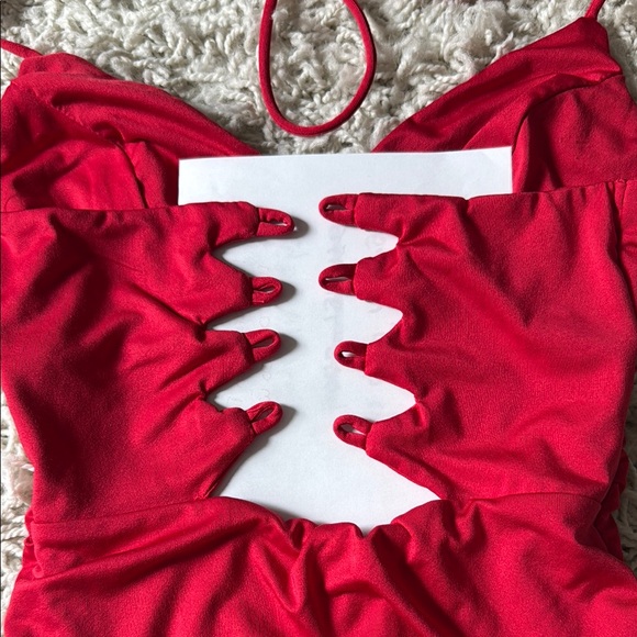 Elegant Red Ruched Dress - Picture 4 of 7